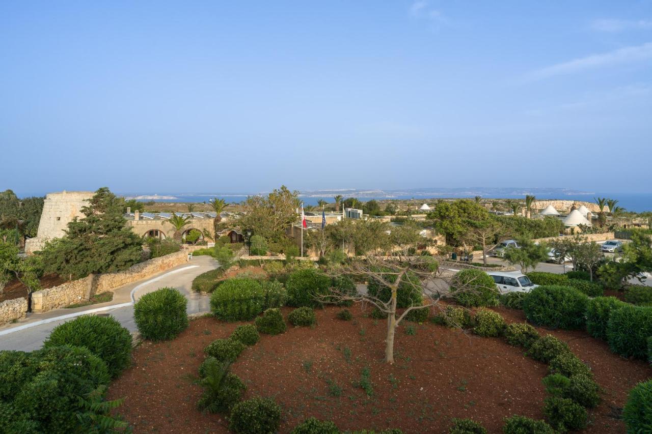 Hotel Ta' Cenc & Spa Sannat Exterior foto View of the village