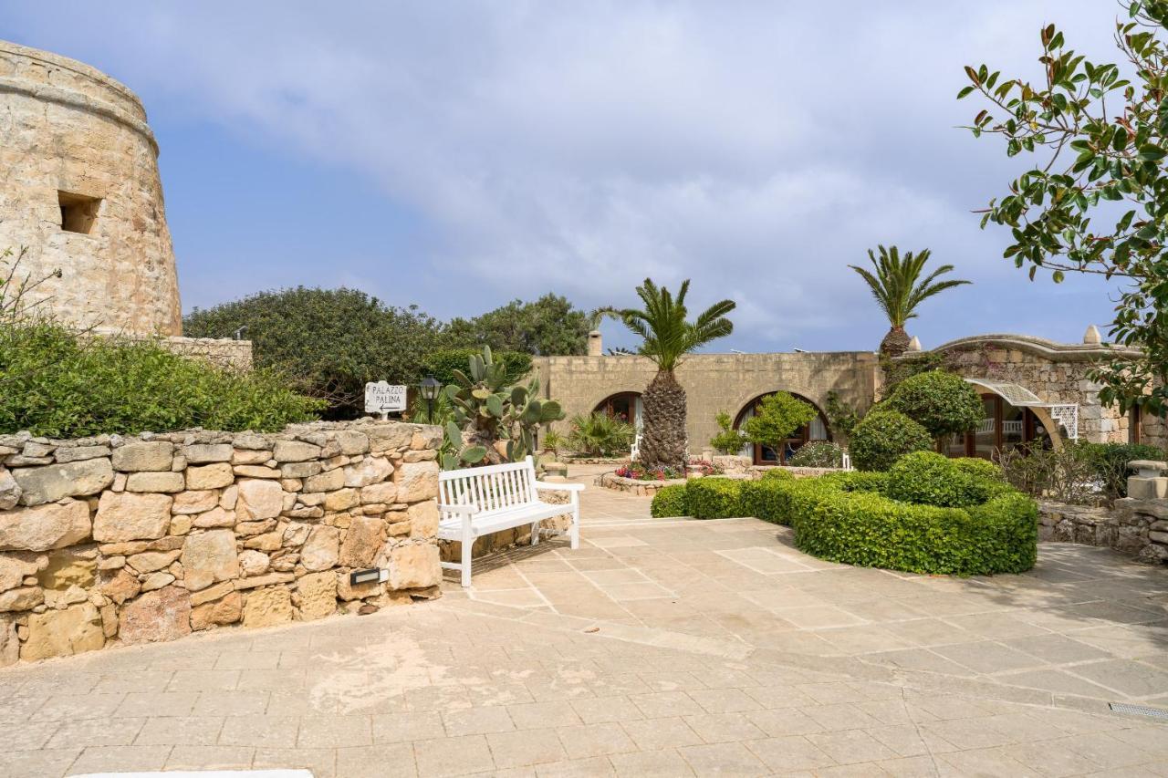 Hotel Ta' Cenc & Spa Sannat Exterior foto The fort's central courtyard