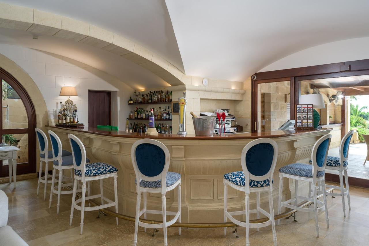 Hotel Ta' Cenc & Spa Sannat Exterior foto The bar at the hotel